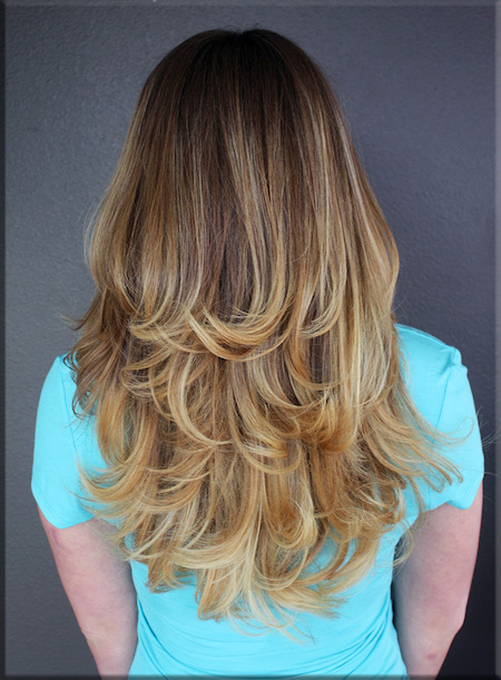 Natural Hair with round brush blow dry